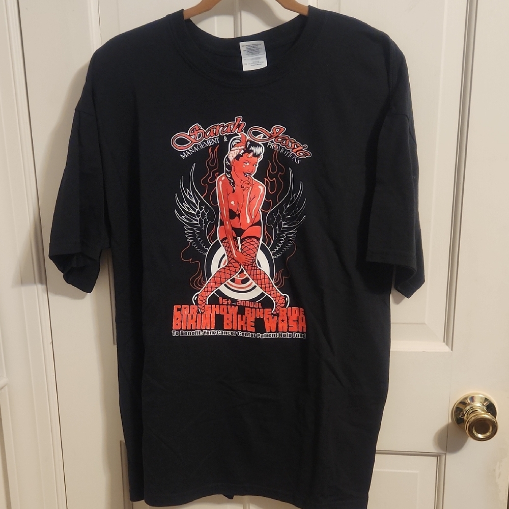Sarah Jessie Management Promotions  Black Graphic T-Shirt w/ Red Devil Design XL